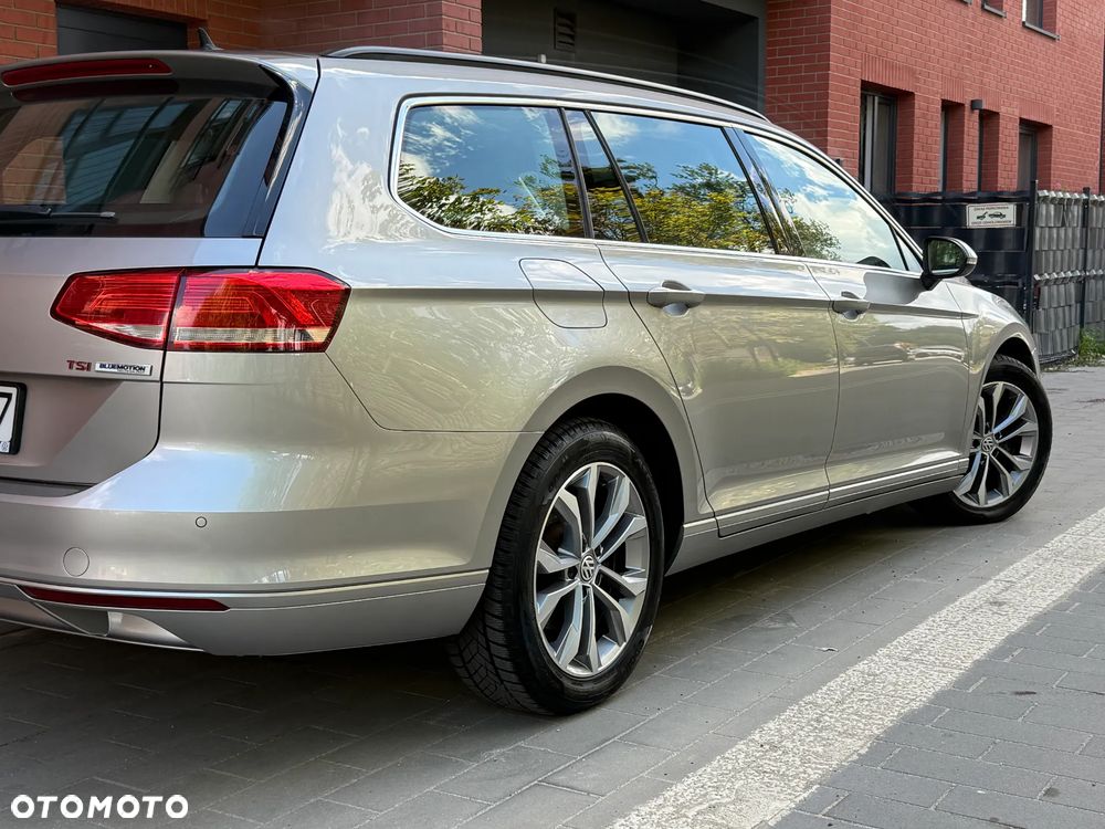 Volkswagen Passat 1.8 TSI BMT Comfortline DSG - 32