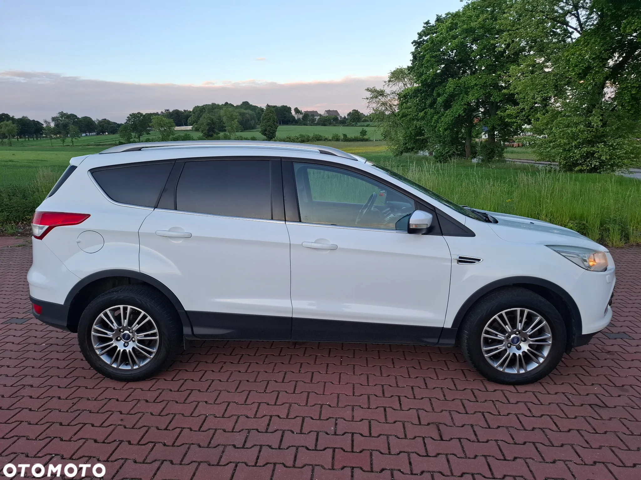 Ford Kuga 2.0 TDCi 4WD Titanium - 10