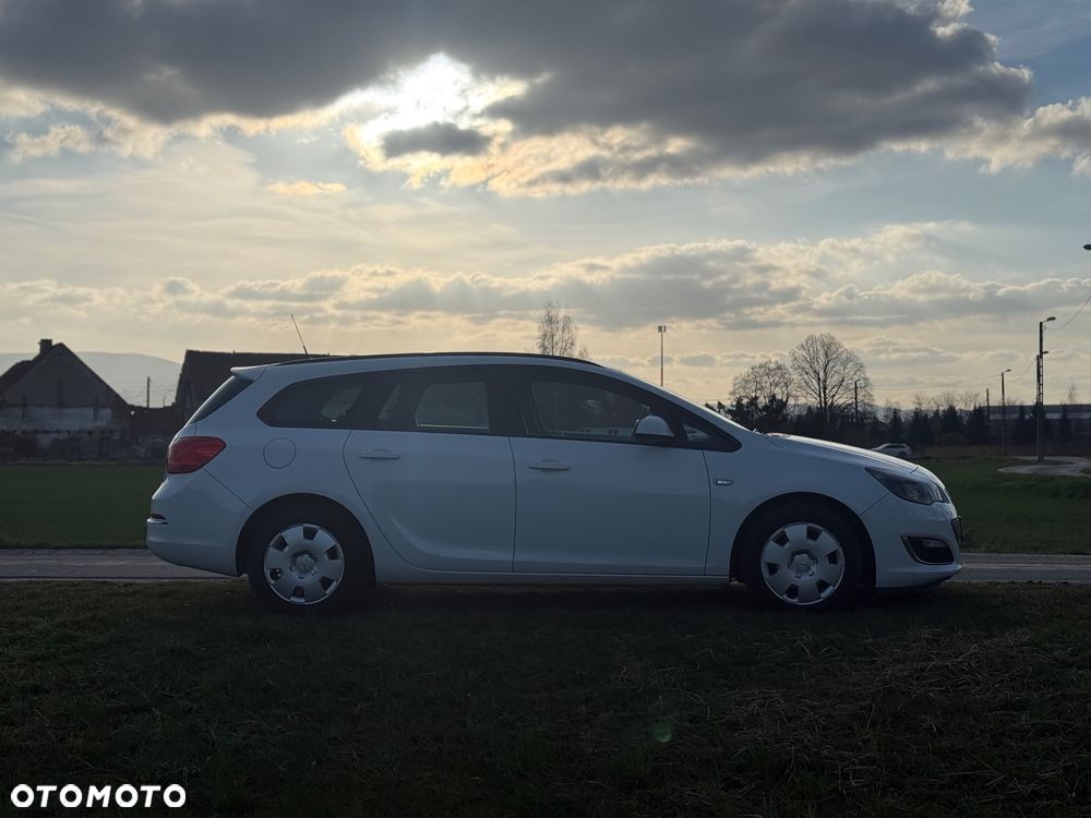Opel Astra 1.7 CDTI DPF White Edition - 9