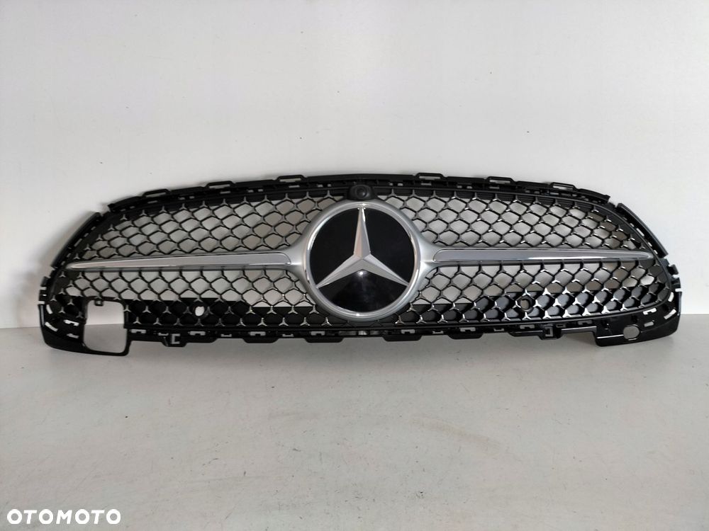 atrapa kratka grill mercedes c klasa w206 21- amg - 1