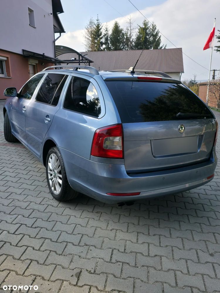 Skoda Octavia 2.0 TDI DPF DSG Laurin & Klement - 6