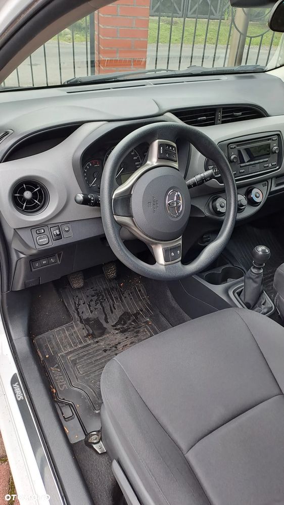 Toyota Yaris 1.5 Active - 6