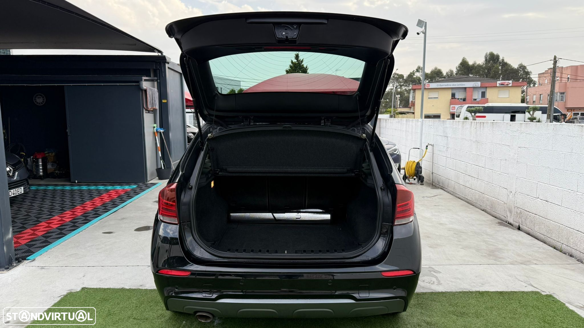BMW X1 18 d sDrive Auto Pack M - 7