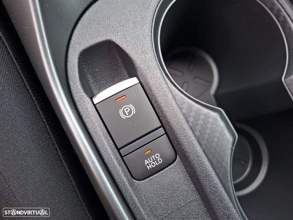 Nissan Juke 1.0 DIG-T Acenta+ — fotografia 16
