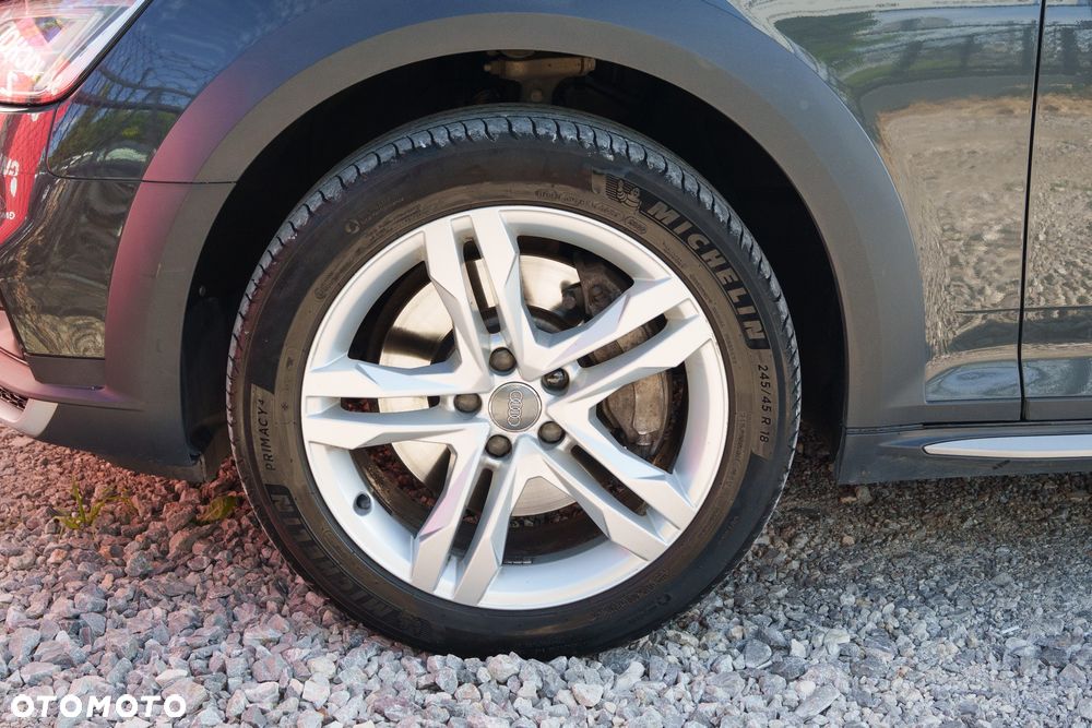 Audi A4 Allroad 2.0 TFSI S tronic - 38