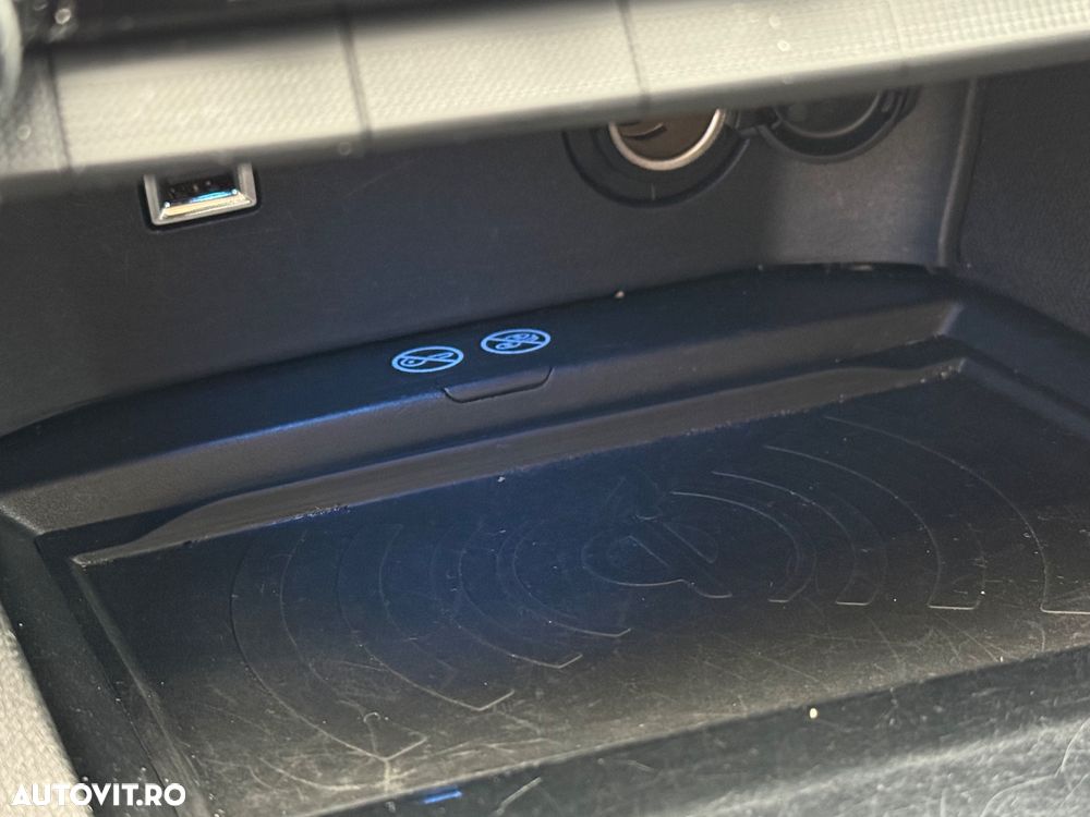 Peugeot 3008 PureTech 130 Stop & Start GPF Active Pack - 23