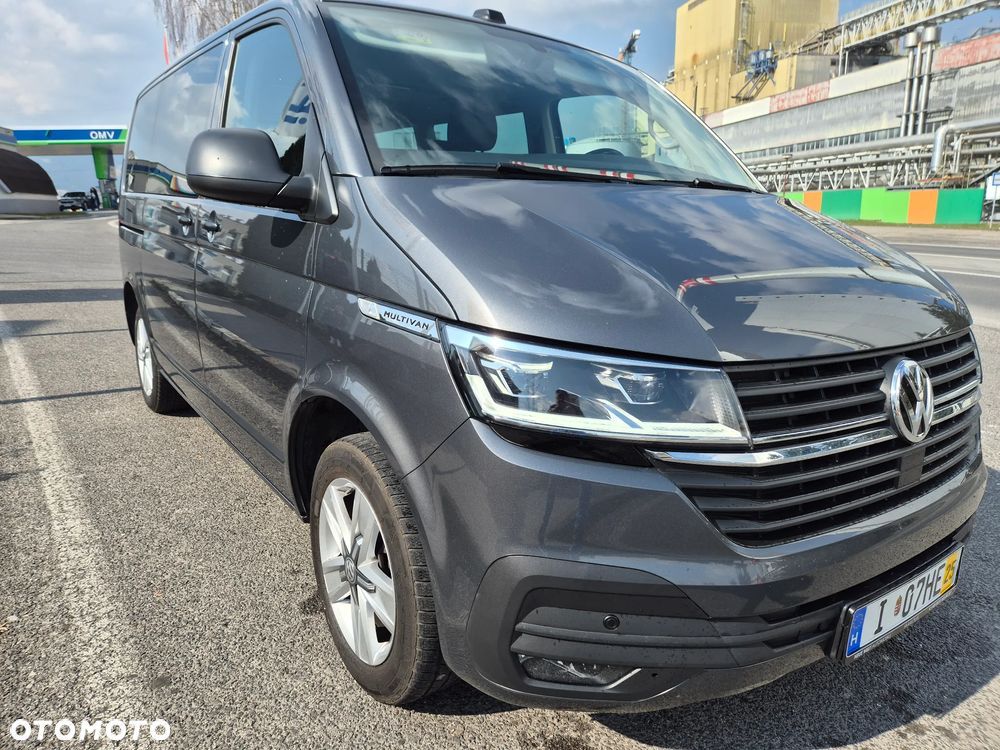 Volkswagen Multivan 2.0 TDI L1 Generation SIX DSG - 9