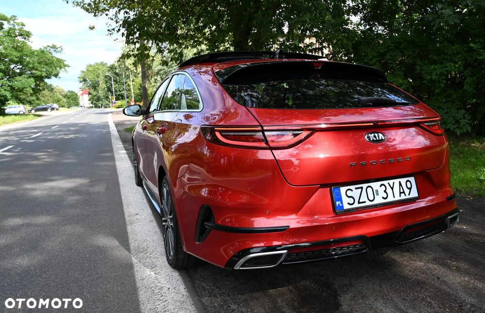 Kia ProCeed - 19