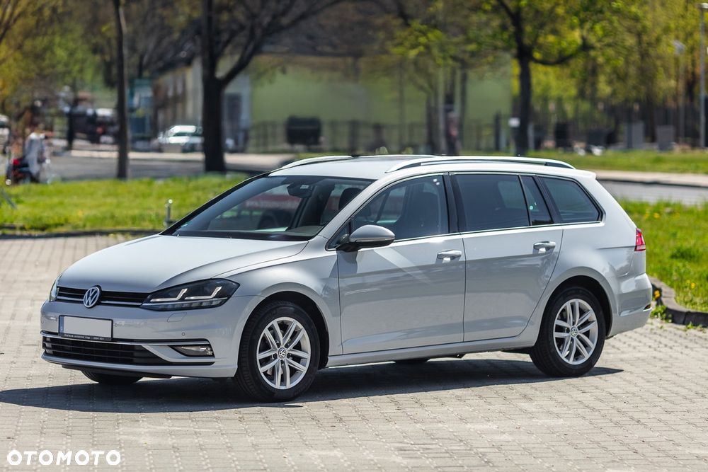 Volkswagen Golf Variant 2.0 TDI (BlueMotion Technology) Comfortline - 9