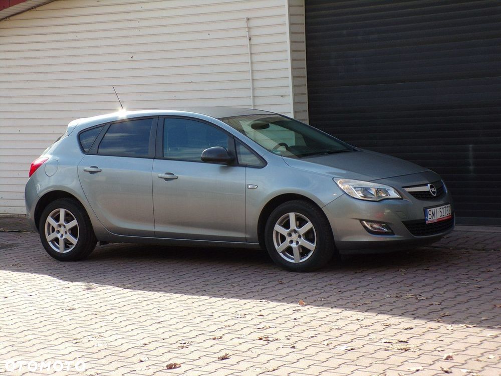 Opel Astra - 13