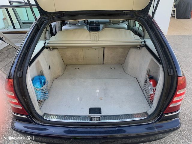 Mercedes-Benz C 220 - 30