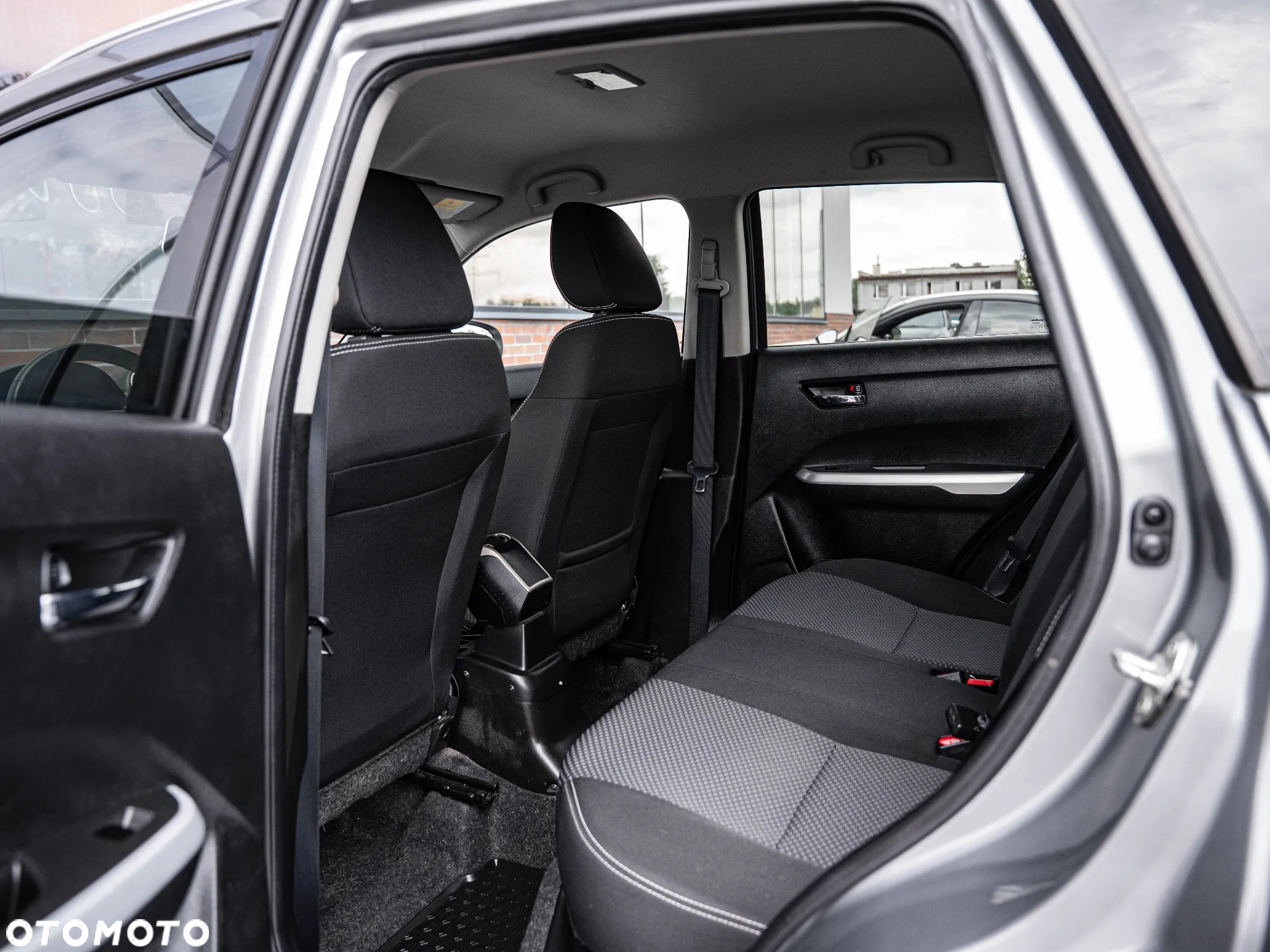 Suzuki Vitara 1.6 Comfort 2WD - 27
