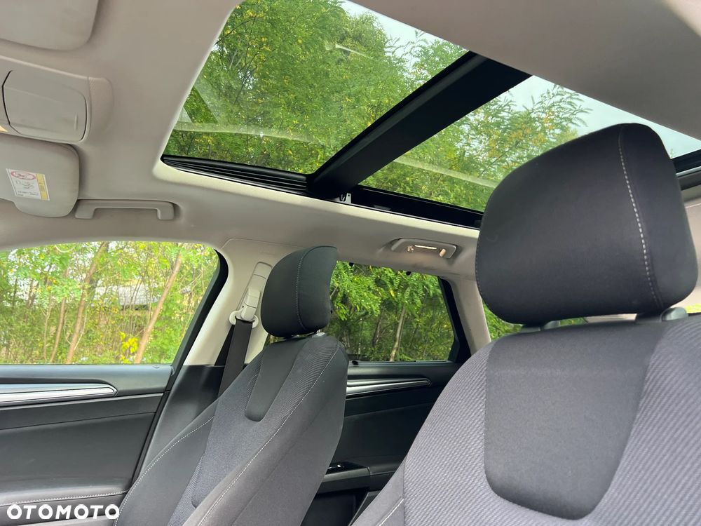 Ford Mondeo 2.0 TDCi Titanium PowerShift - 19