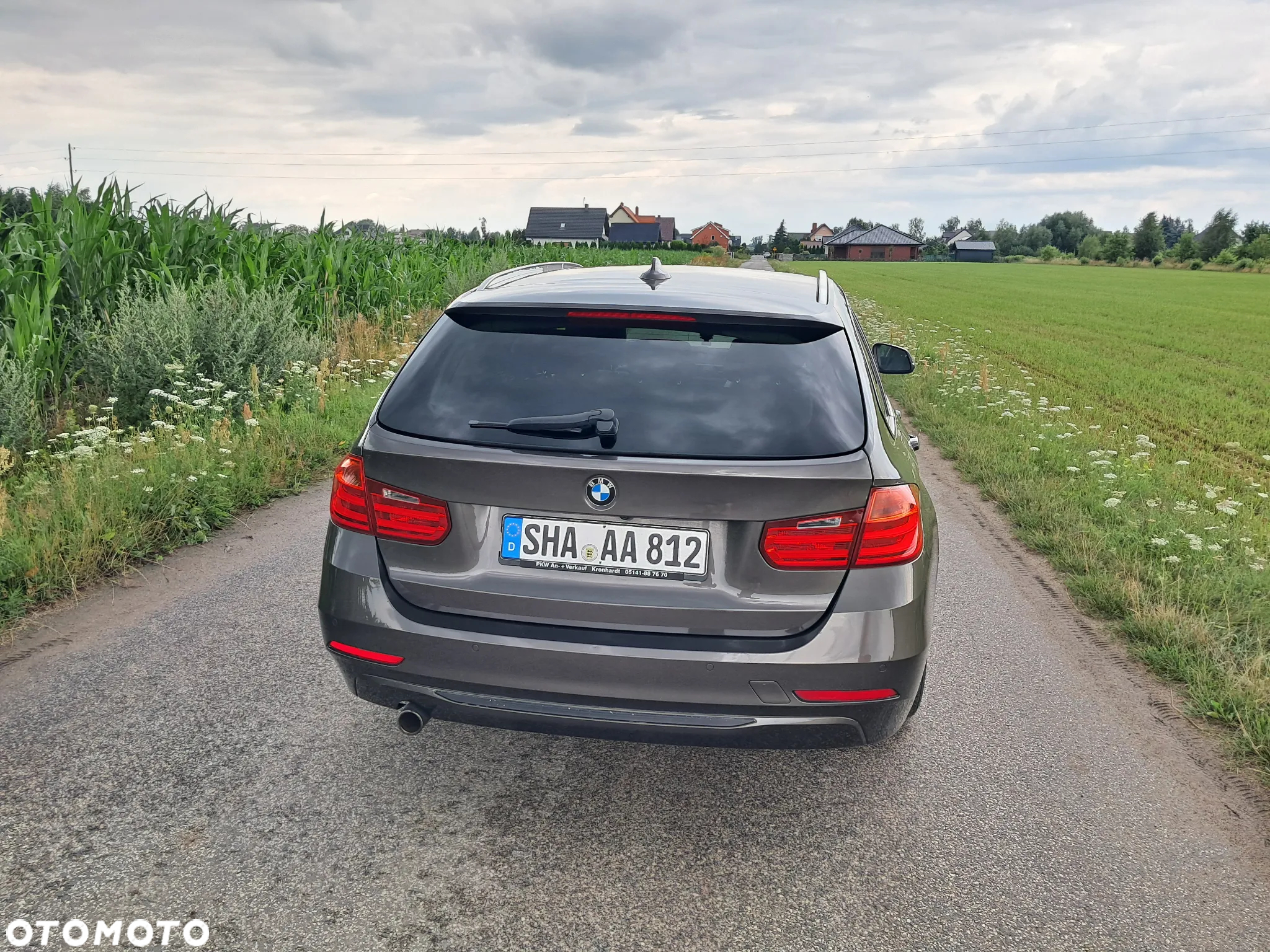 BMW Seria 3 318d Touring Modern Line - 6