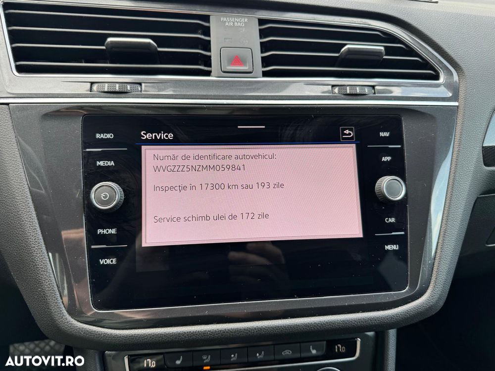 Volkswagen Tiguan - 21