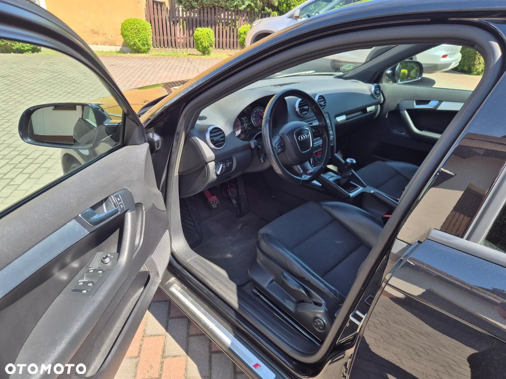 Audi A3 Sportback 2.0 TDI DPF S line Sportpaket (plus) - 12