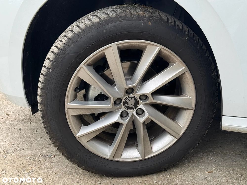 Skoda Kamiq 1.0 TSI Selection DSG - 37
