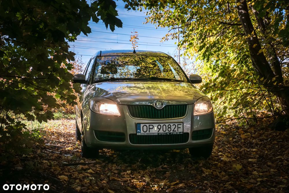 Skoda Roomster 1.4 16V Comfort - 21