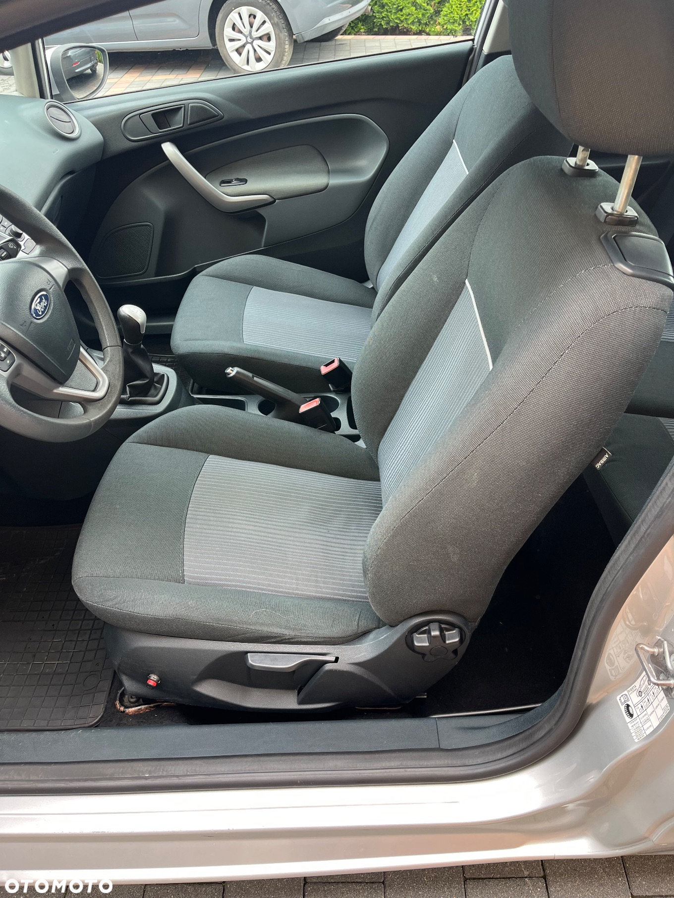 Ford Fiesta 1.25 Trend - 8