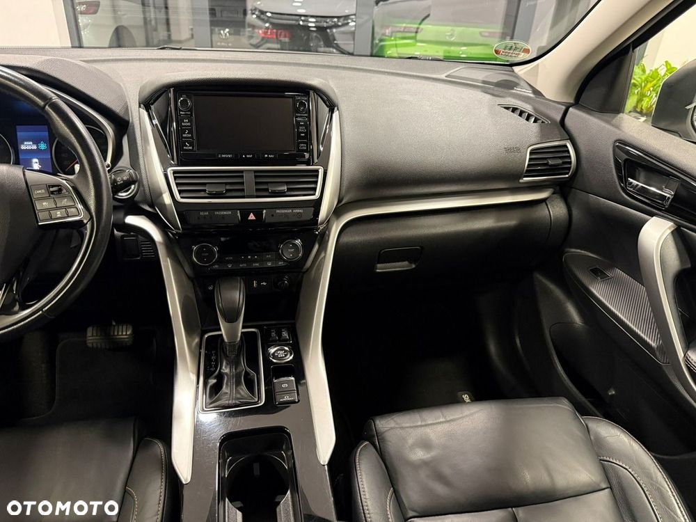 Mitsubishi Eclipse Cross 1.5 T-MIVEC (ClearTec) CVT 4WD Active+ - 24