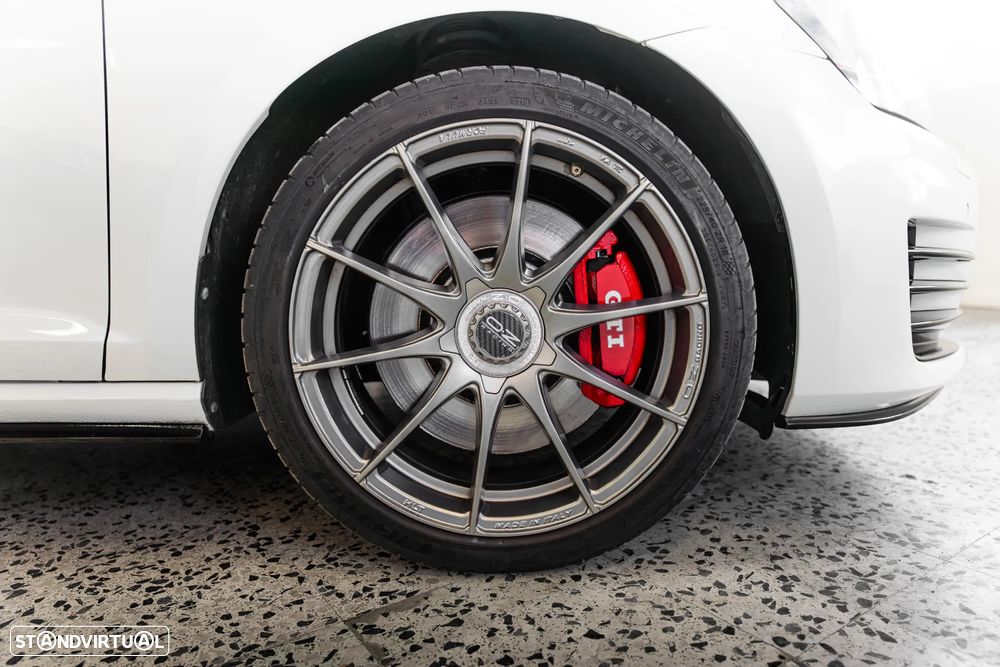 VW Golf GTI Performance BlueMotion DSG - 8