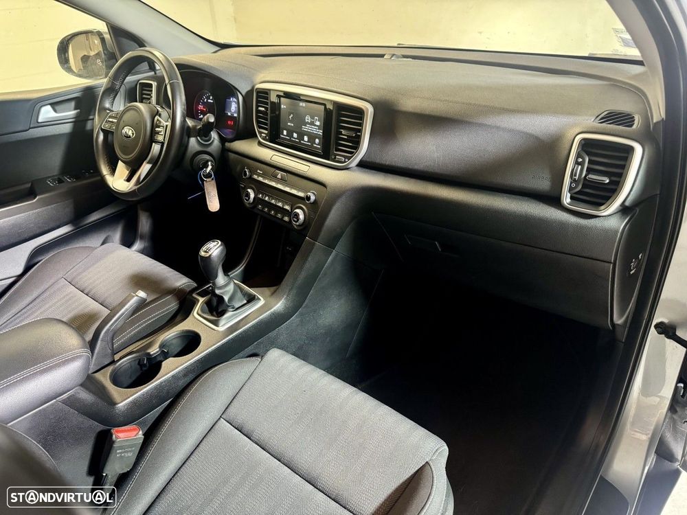 Kia Sportage 1.6 CRDI ISG Tech - 23
