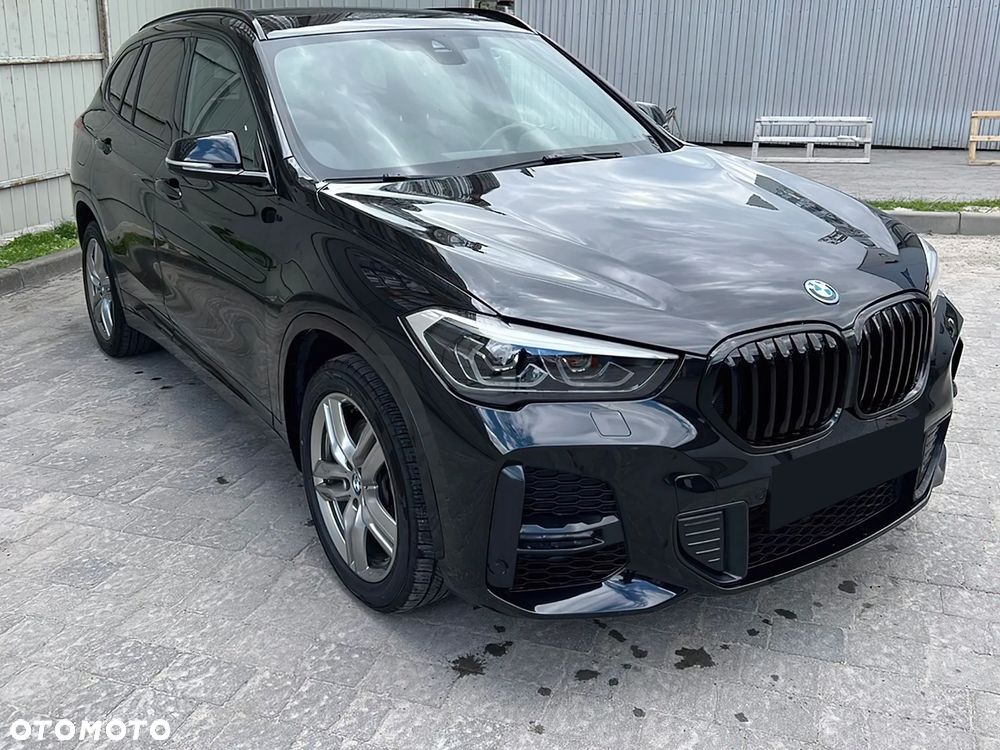 BMW X1 xDrive25i xLine - 3