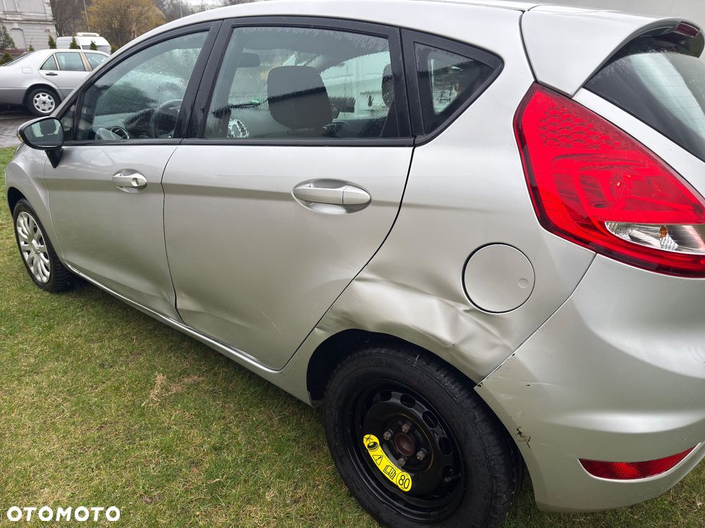 Ford Fiesta 1.25 Champions Edition - 10