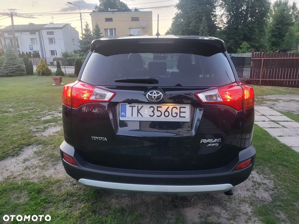 Toyota RAV4 2.0 D-4D Premium - 8