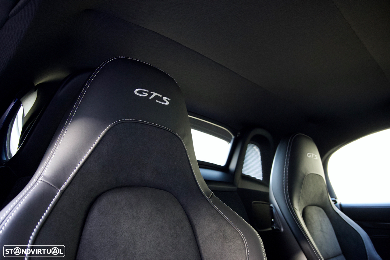 Porsche 718 Boxster 4.0 GTS PDK - 23