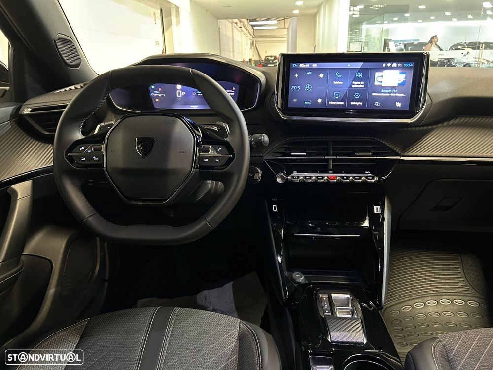 Peugeot 2008 1.2 Hybrid Allure e-DCS6 - 21