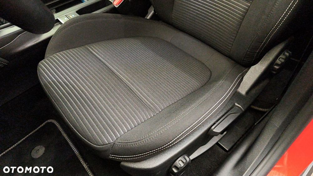 Ford Focus 1.0 EcoBoost mHEV Titanium X - 18