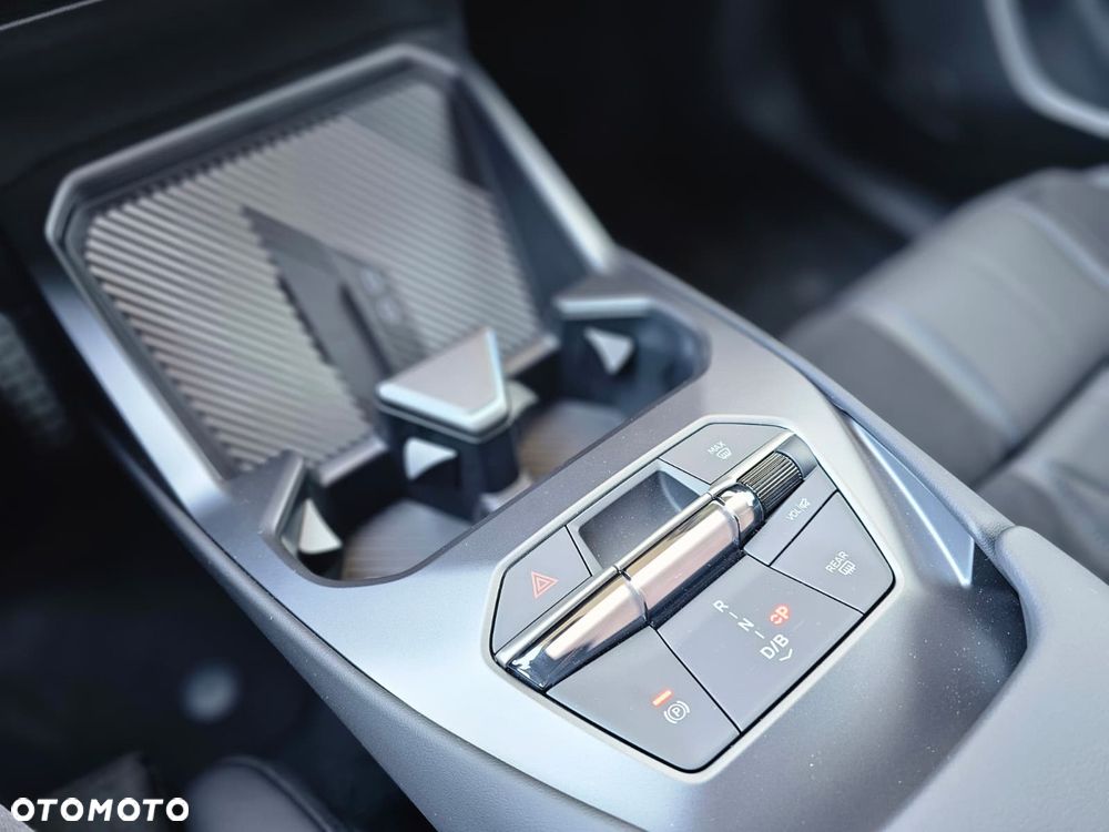 BMW iX3 - 31