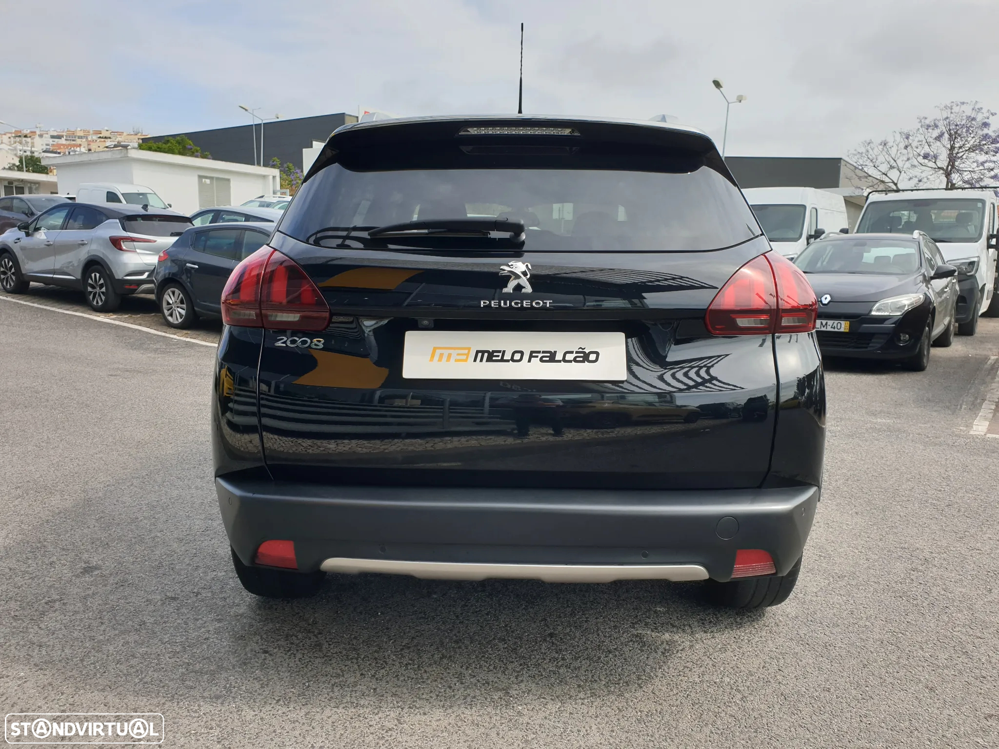 Peugeot 2008 1.2 PureTech Signature - 5