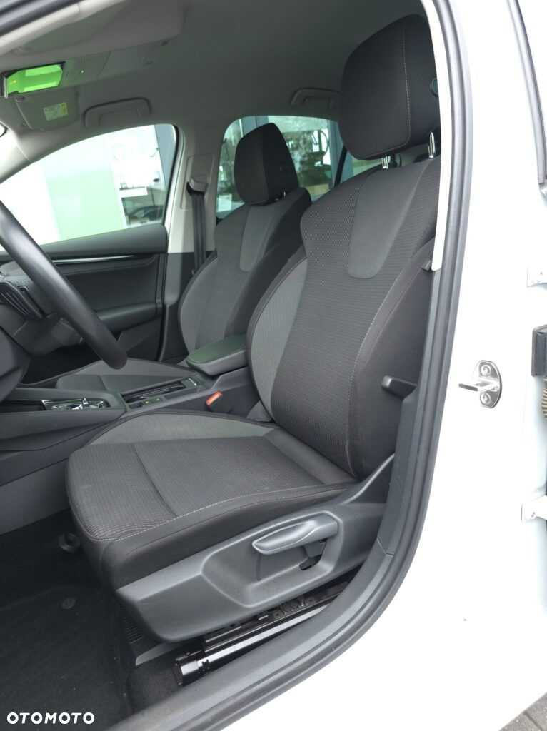 Skoda Octavia 1.0 TSI e-Tec Ambition DSG - 13