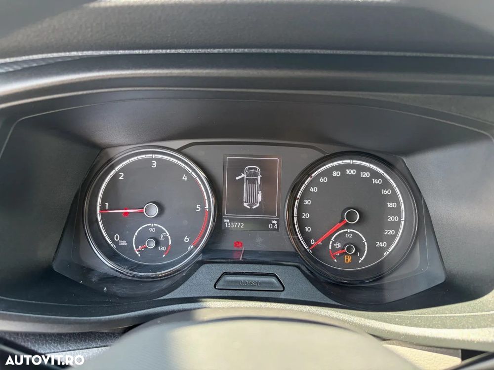 Volkswagen transporter - 16