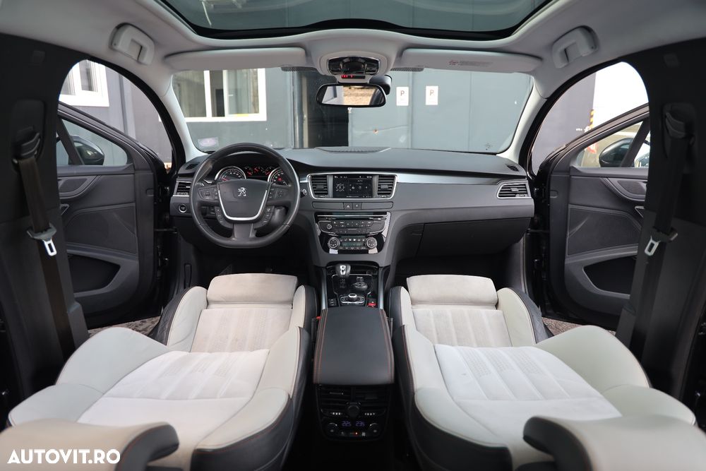 Peugeot 508 RXH Hybrid4 - 14