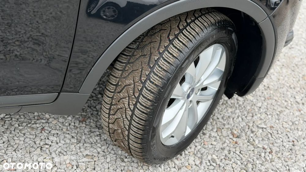 Ford Kuga 2.0 TDCi 2x4 Titanium - 26