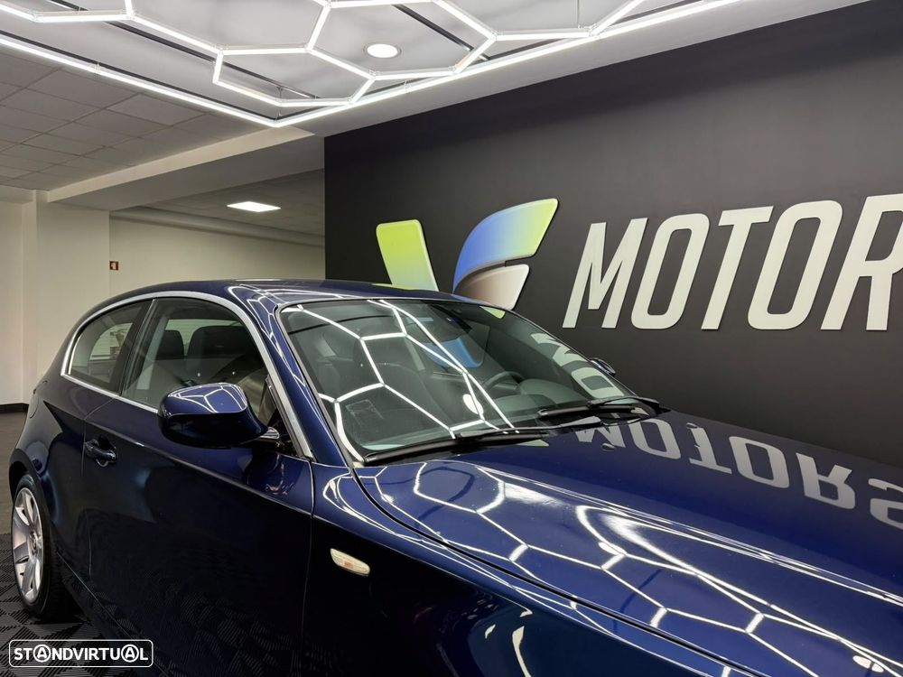 BMW 118 d Pack M - 4