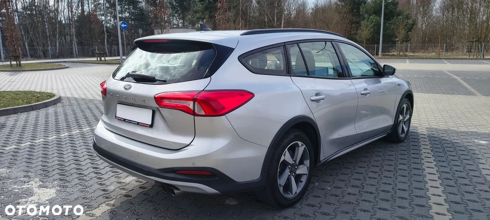 Ford Focus 1.0 EcoBoost STart-Stopp-System ACTIVE - 4