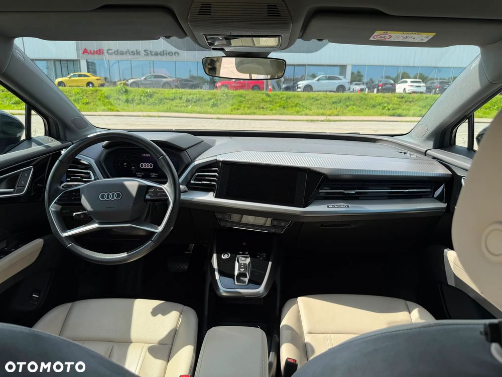 Audi Q4 e-tron SUV - 19