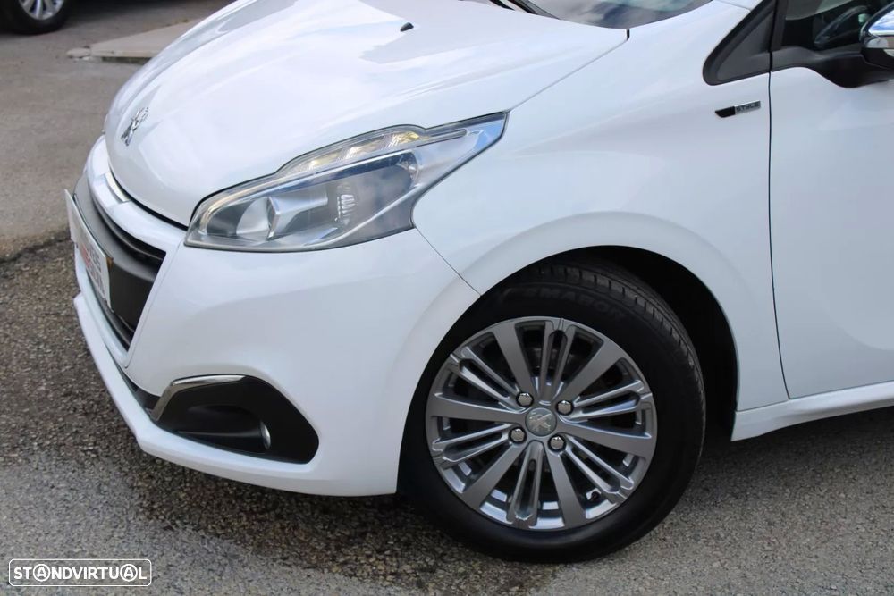 Peugeot 208 1.2 PureTech Style - 4