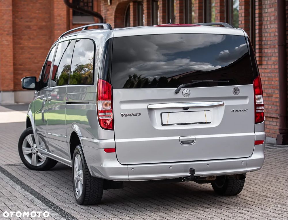 Mercedes-Benz Viano - 8