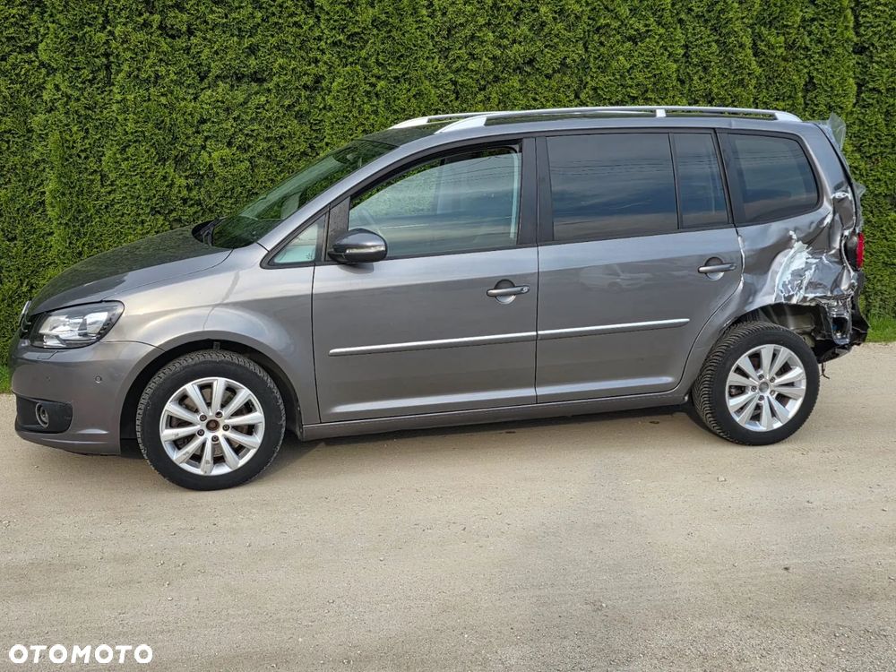 Volkswagen Touran - 14