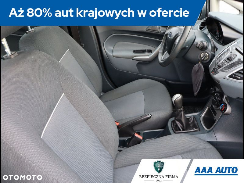 Ford Fiesta - 10
