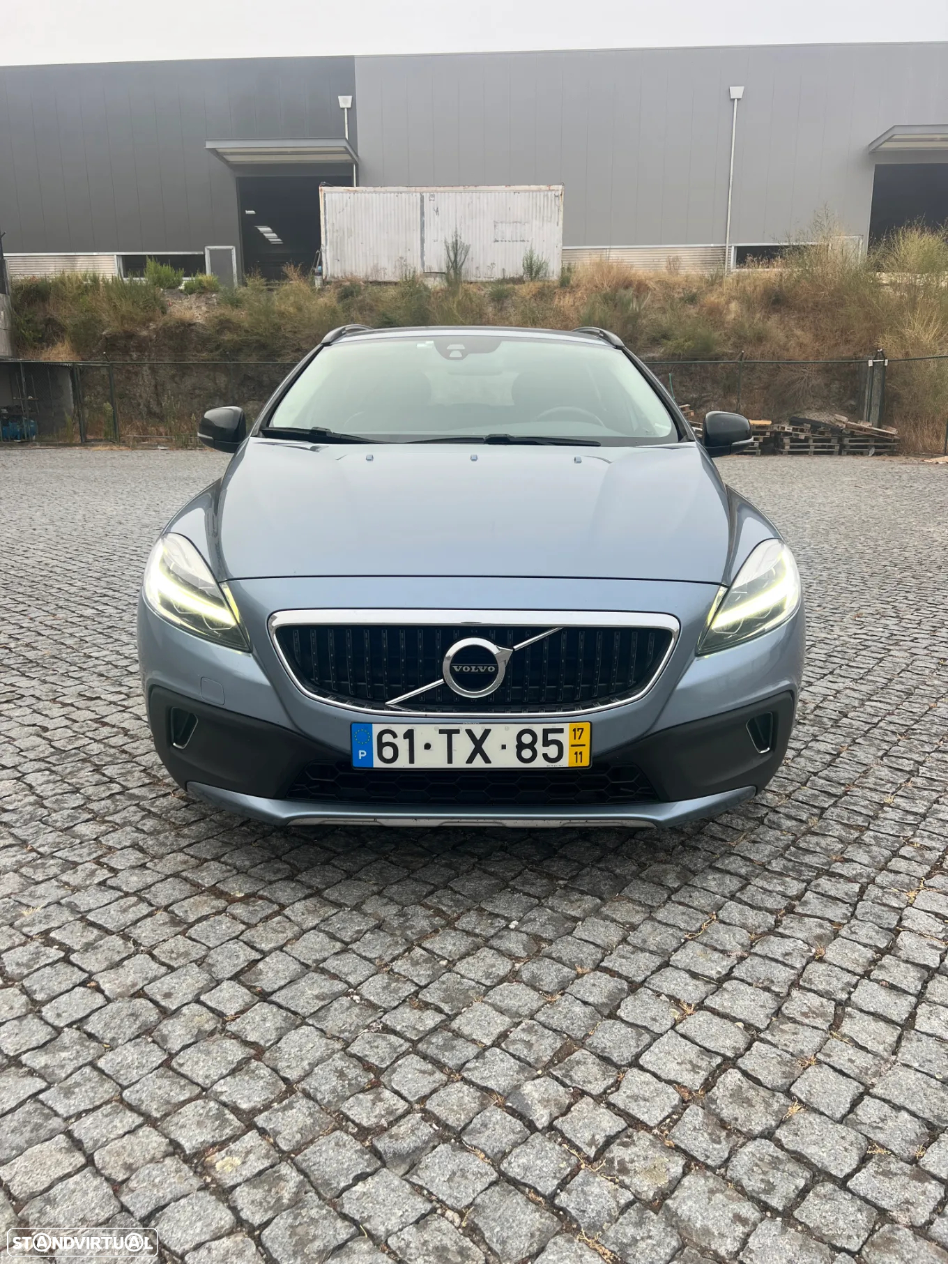 Volvo V40 Cross Country 2.0 D2 Plus - 3