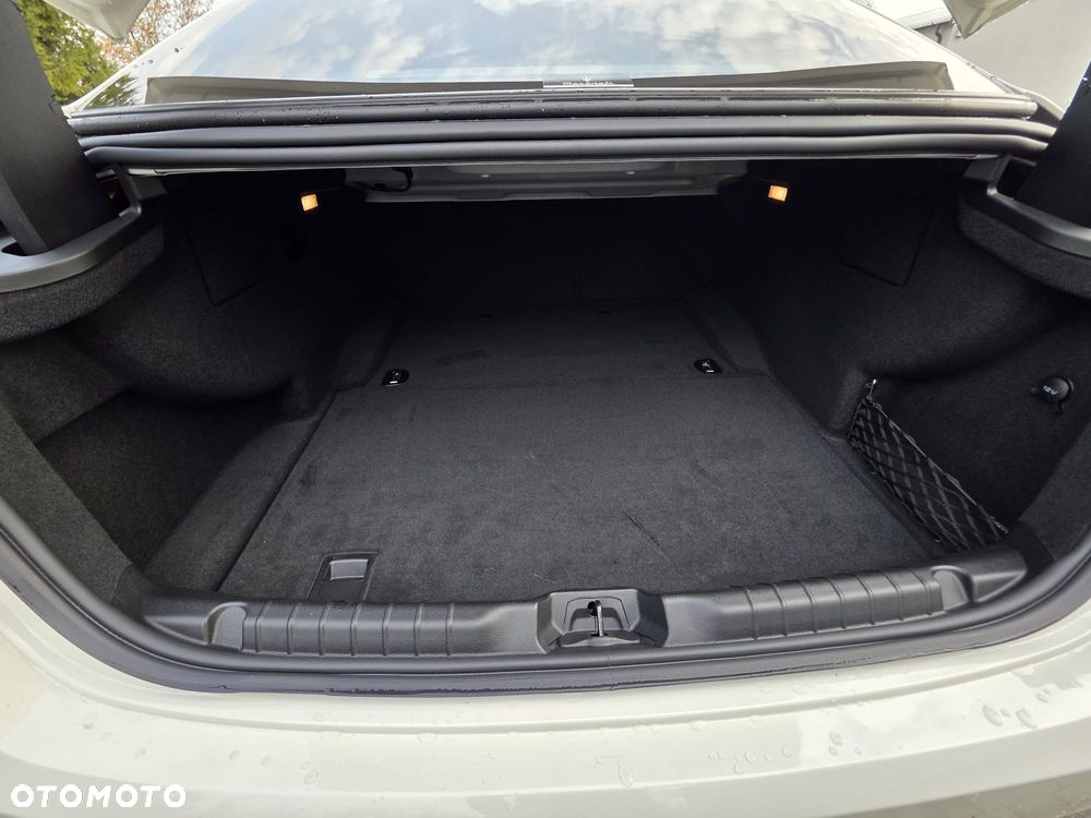 Maserati Ghibli - 19