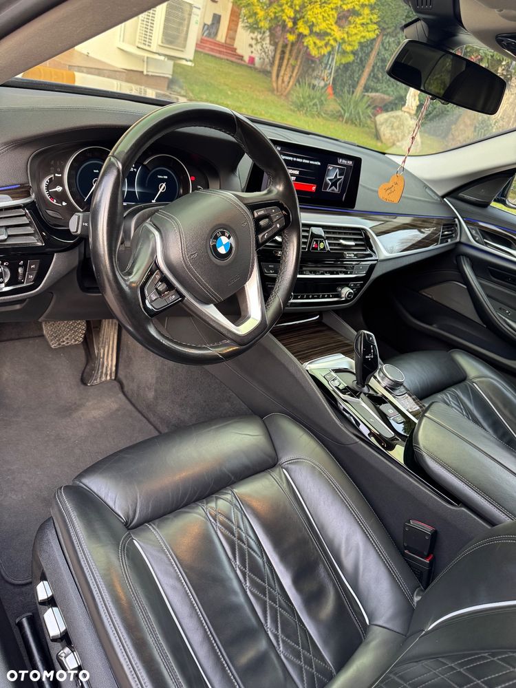 BMW Seria 5 520d xDrive Luxury Line - 16