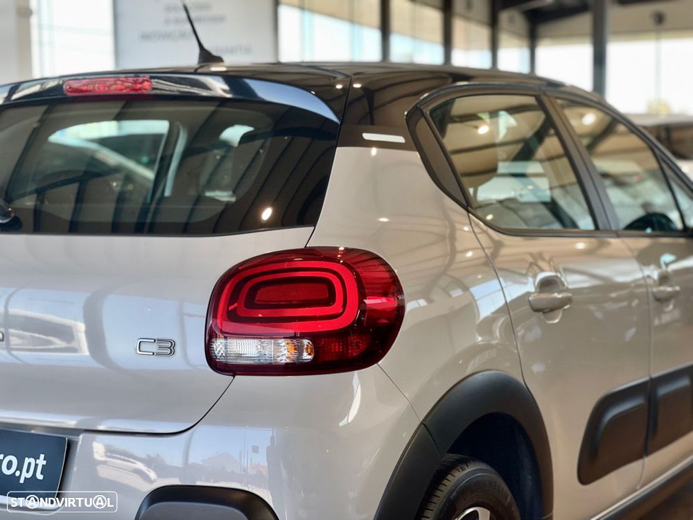 Citroën C3 1.2 PureTech Shine EAT6 - 7