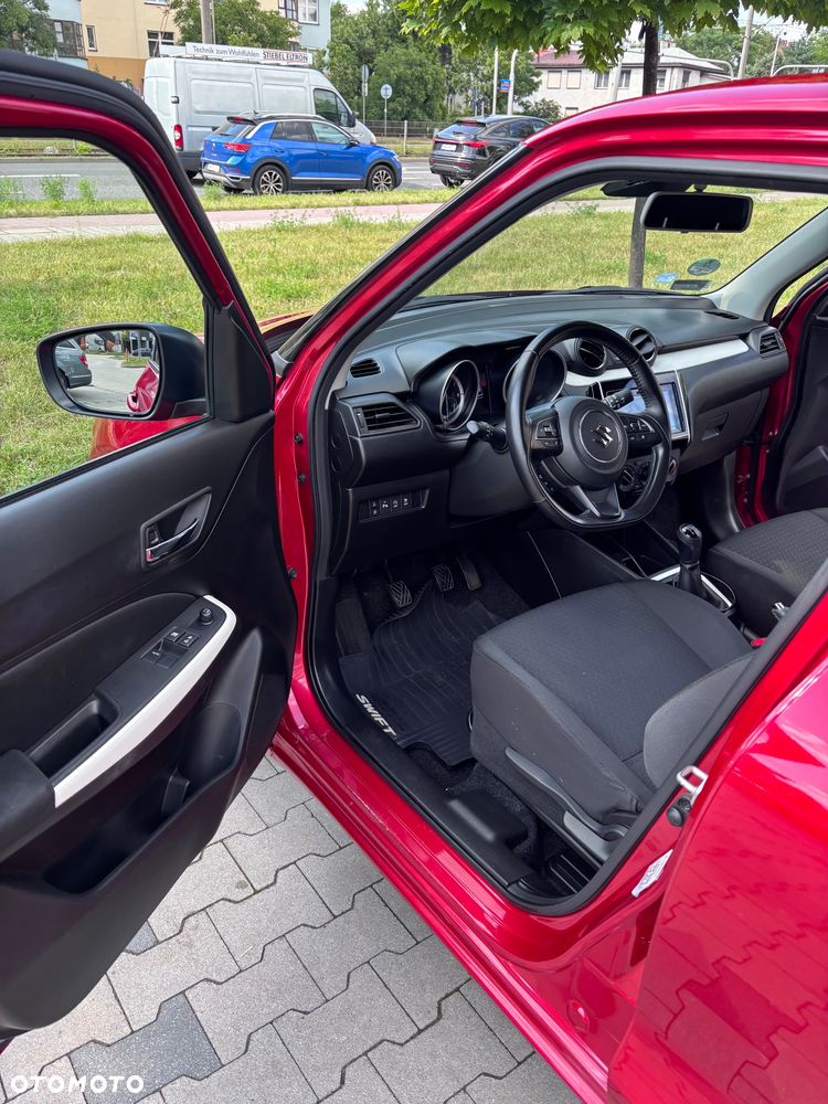 Suzuki Swift 1.2 Dualjet SHVS Premium - 4